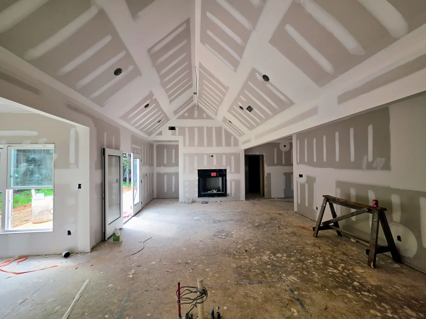 Luxury custom Southern home exterior in Eatonton, Georgia